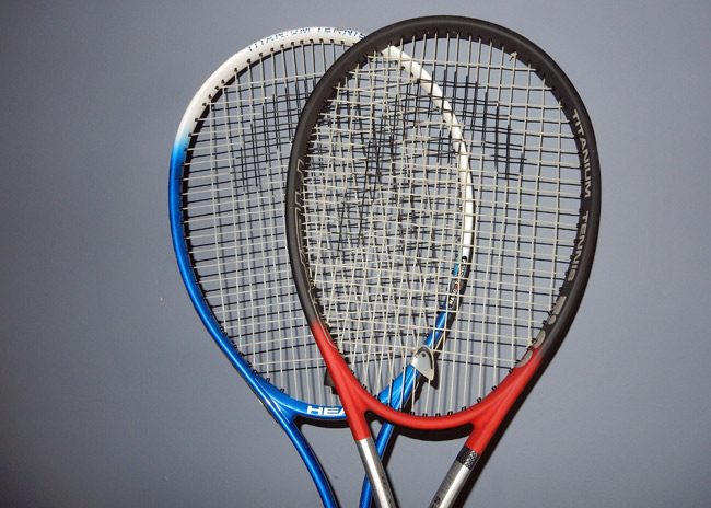 restring tennis racquet